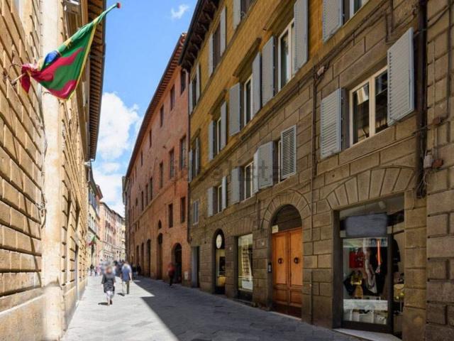 Locale in affitto di 190 m²
