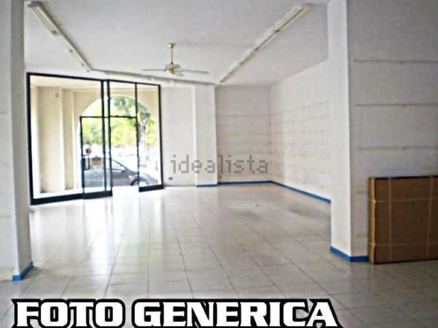 Locale in affitto di 190 m²