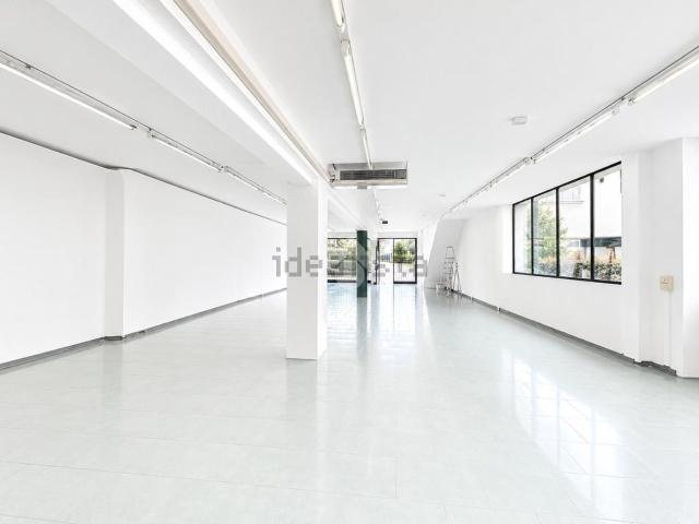 Locale in affitto di 190 m² in Via Callalta, 20