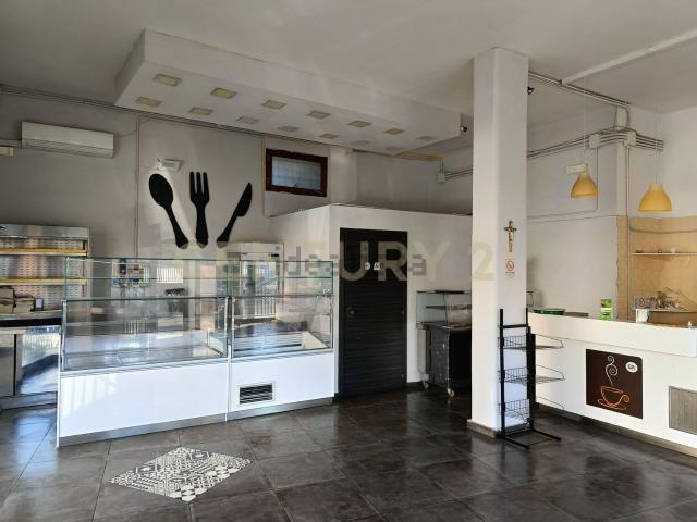 Locale in affitto di 190 m² in Viale delle Medaglie D&apos Oro, 88
