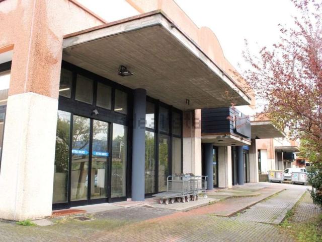 Locale in affitto di 1990 m²