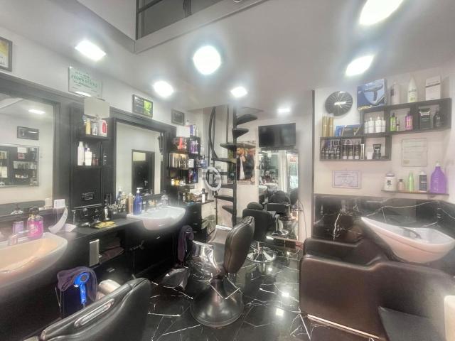 Locale in affitto di 19 m² in Via Pietro Castellino