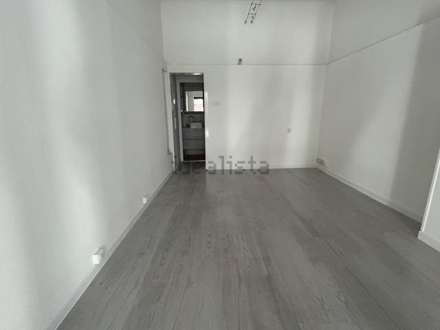 Locale in affitto di 23 m² in Piazza Italia, 53