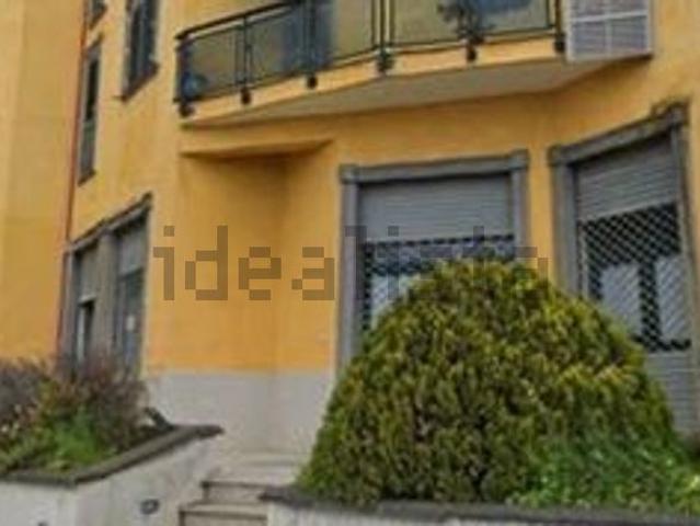 Locale in affitto di 200 m² in Traversa Barlaam da Seminara