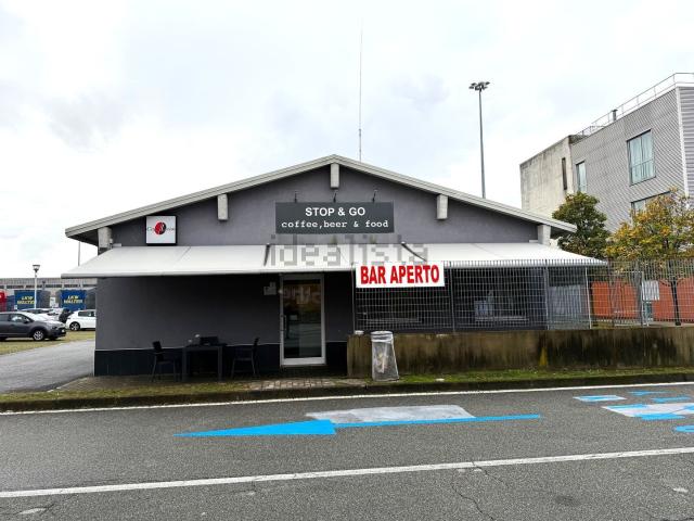 Locale in affitto di 200 m² in Via Carlo Panseri, 120