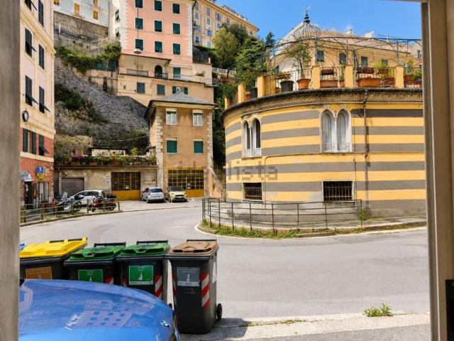 Locale in affitto di 200 m² in Via Almeria