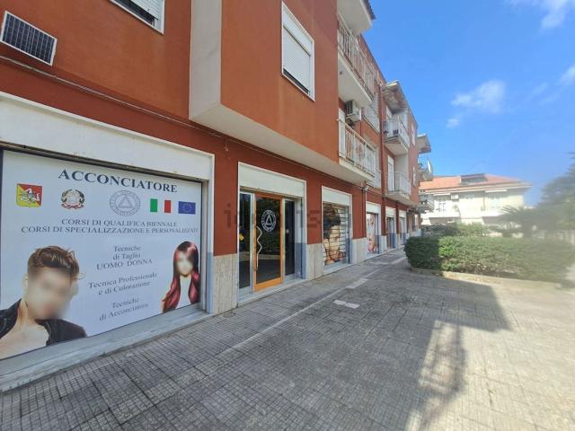 Locale in affitto di 200 m² in Via Fondaco Nuovo, 38