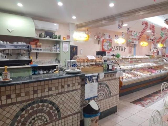 Locale in affitto di 200 m² in Via Sardegna, 52