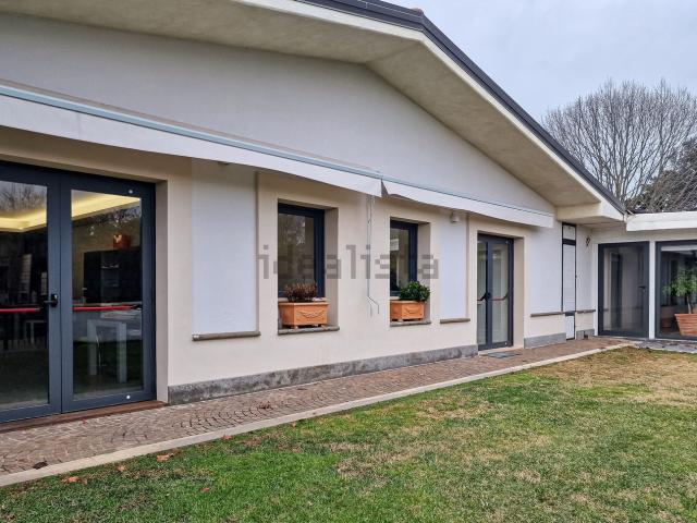 Locale in affitto di 200 m² in Via Prenestina Nuova