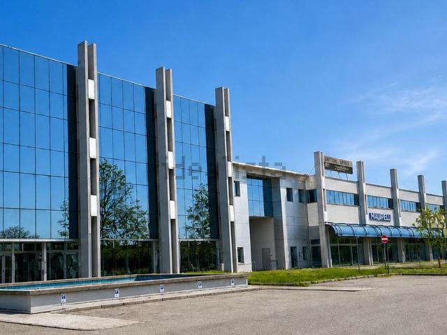 Locale in affitto di 200 m² in Via Priula, 78