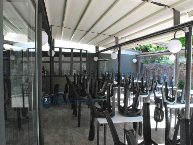 Locale in affitto di 200 m² in Via XXI Reggimento Fanteria