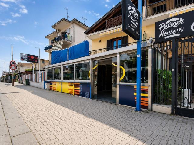 Locale in affitto di 200 m² in Viale John Fitzgerald Kennedy, 56