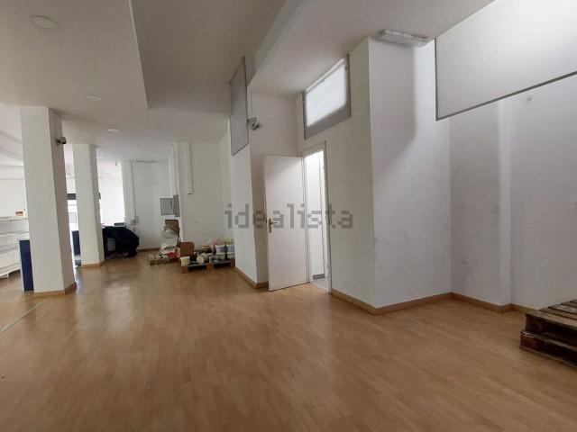 Locale in affitto di 200 m² in Viale Mario Rapisardi