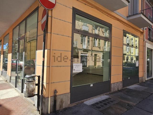 Locale in affitto di 200 m² in Corso Vittorio Alfieri, 50