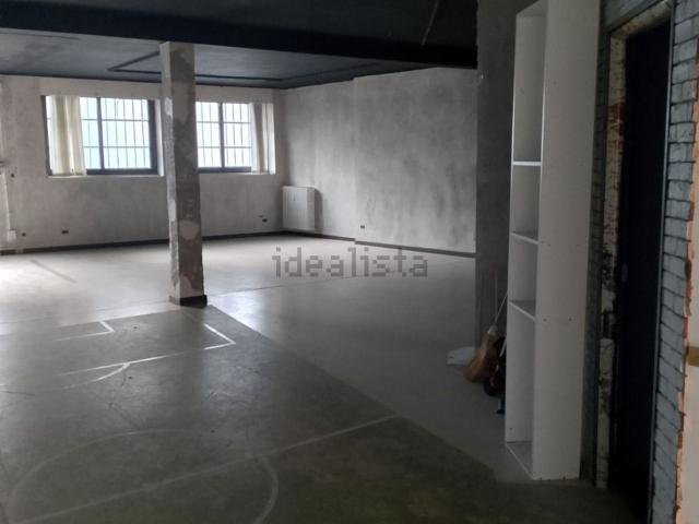 Locale in affitto di 200 m² in Corso Monferrato