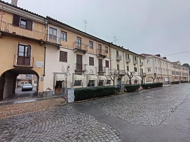 Locale in affitto di 200 m² in Corso Roma, 103