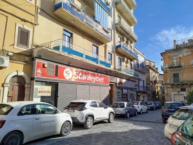 Locale in affitto di 200 m² in Piazza Calatafimi