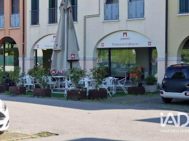 Locale in affitto di 200 m² in Piazza degli Ezzelini