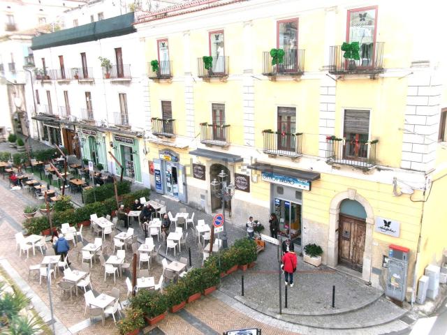 Locale in affitto di 200 m² in Piazza IV Novembre, 7