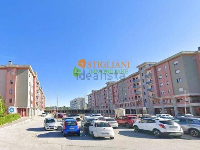 Locale in affitto di 200 m² in Piazzale Marcello Scarano