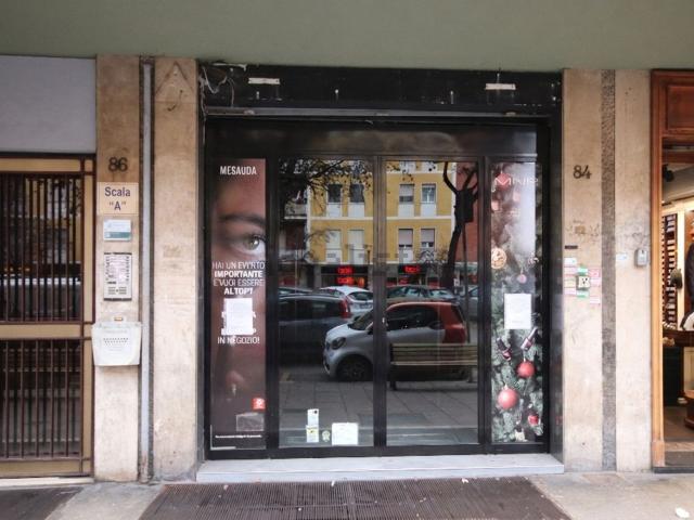 Locale in affitto di 206 m² in Viale Guglielmo Marconi, 84