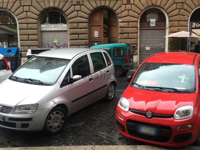 Locale in affitto di 20 m² in Via Angelo Poliziano, 54