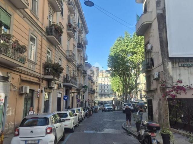 Locale in affitto di 20 m² in Via Belvedere, 26