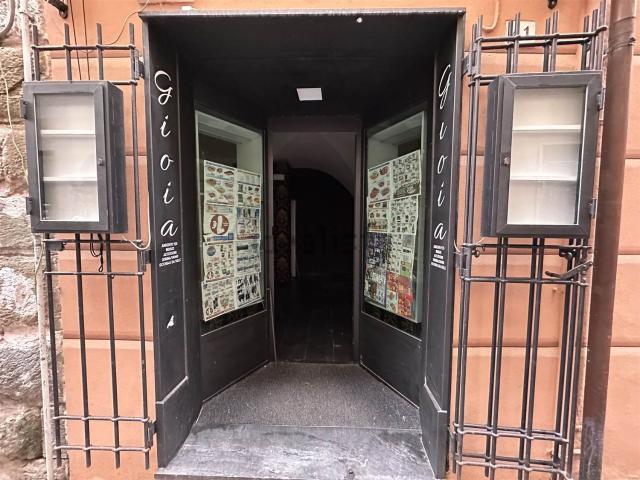 Locale in affitto di 20 m² in Via Cristoforo Colombo