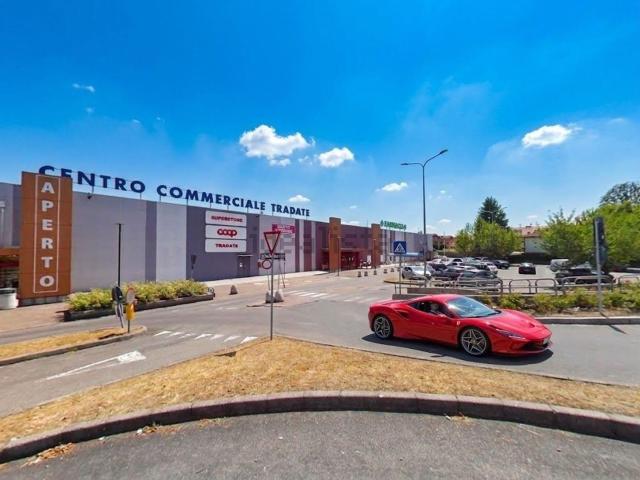 Locale in affitto di 20 m² in Via Monte San Michele, 69