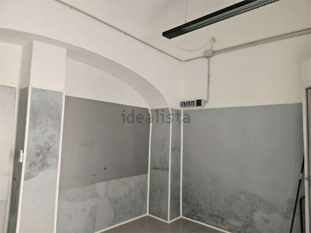 Locale in affitto di 20 m² in Via Primo Maggio