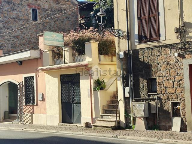 Locale in affitto di 20 m² in Via Roma, 24
