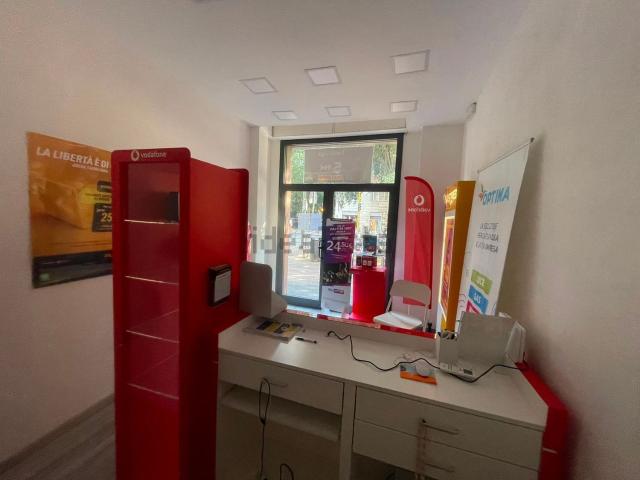 Locale in affitto di 20 m² in Viale dei Mille, 1