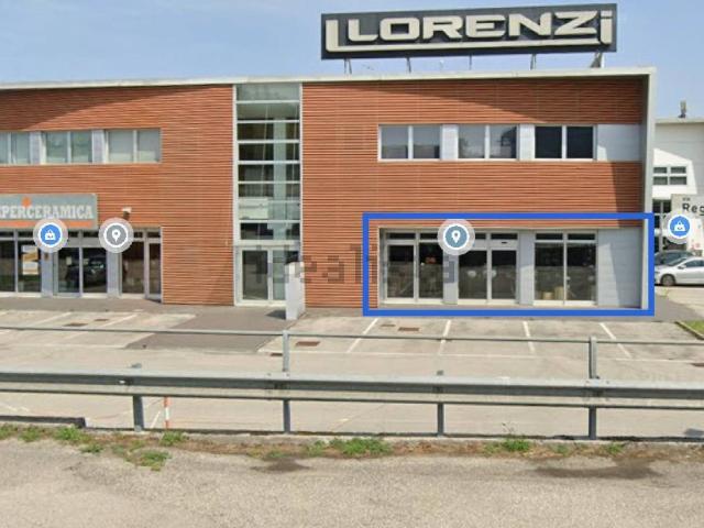 Locale in affitto di 210 m² in Via Oslo, 2