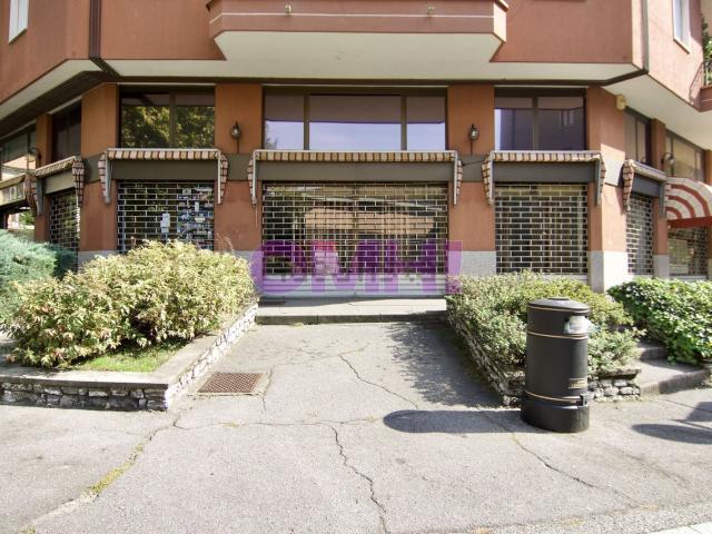 Locale in affitto di 215 m² in Via Marconi, 1