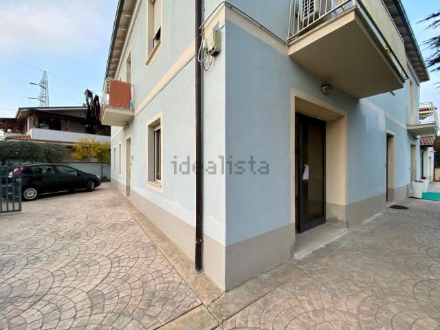Locale in affitto di 21 m² in Via Tirino, 310