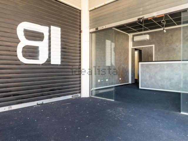 Locale in affitto di 220 m² in Via della Pisana, 161