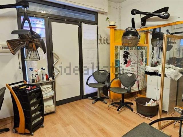 Locale in affitto di 22 m² in Via Nazario Sauro