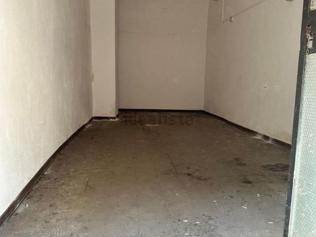 Locale in affitto di 27 m² in Piazza Angelo Majorana, 11