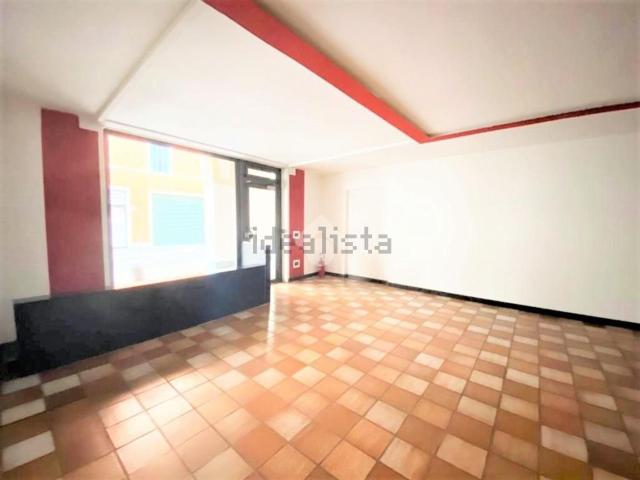 Locale in affitto di 240 m² in Via Zabarella, 107