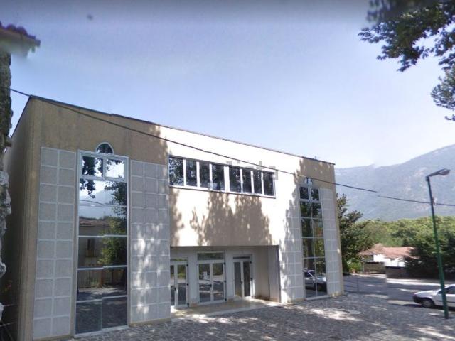 Locale in affitto di 250 m²