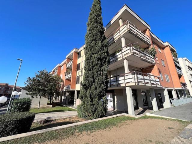 Locale in affitto di 250 m² in Via Domenico Purificato