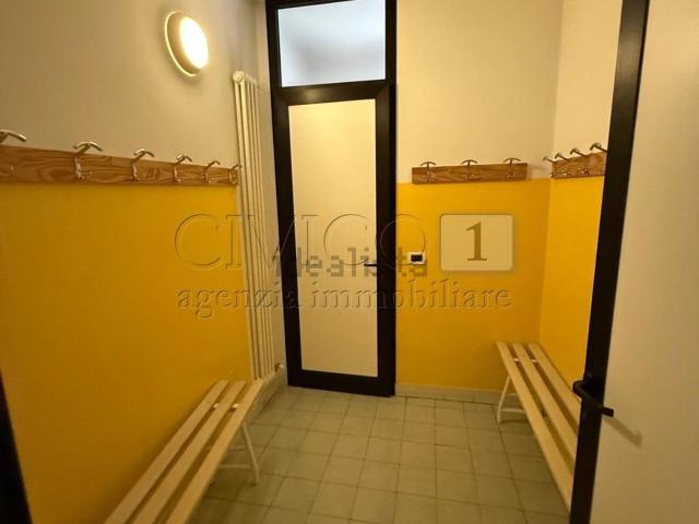 Locale in affitto di 250 m² in Via Italia Unita, 1