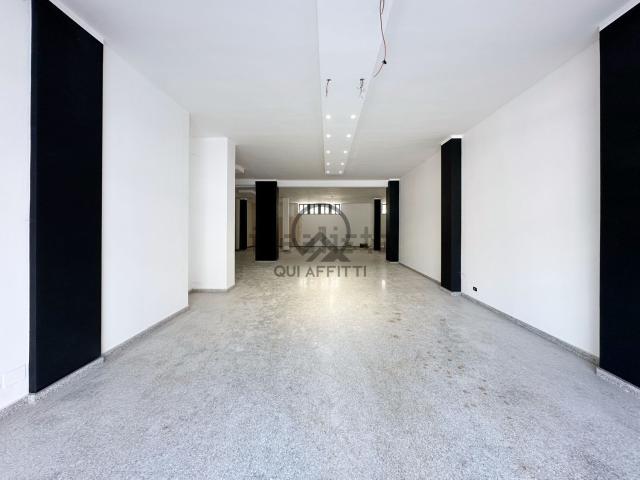 Locale in affitto di 250 m² in Via Santa Maria dei Miracoli, 76