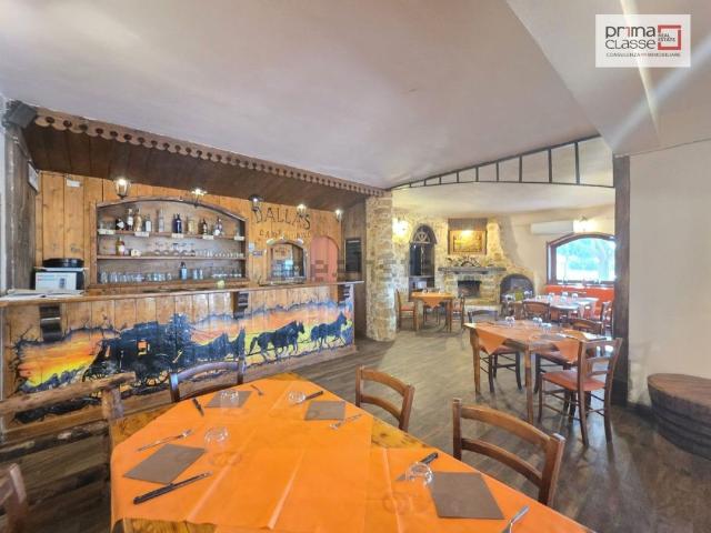 Locale in affitto di 250 m² in Contrada serramenzana