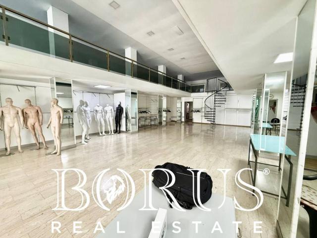 Locale in affitto di 250 m² in Corso Umberto I, 19