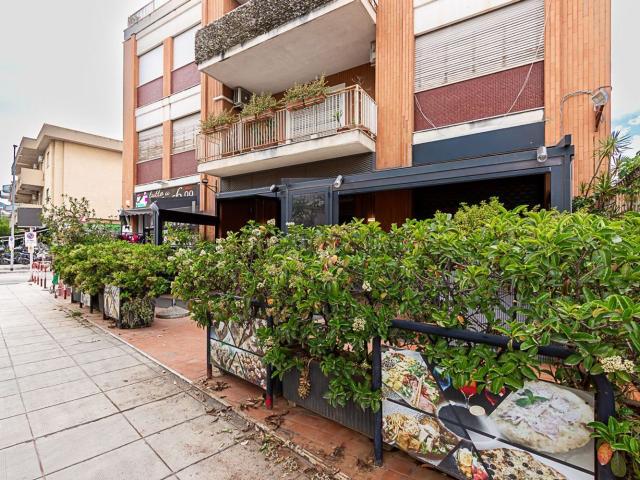 Locale in affitto di 255 m² in Viale Michelangelo, 189