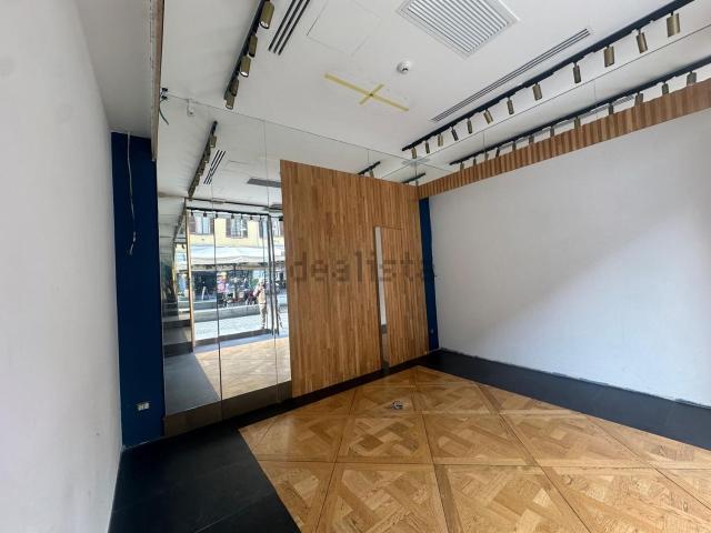 Locale in affitto di 25 m² in Corso Como, 11