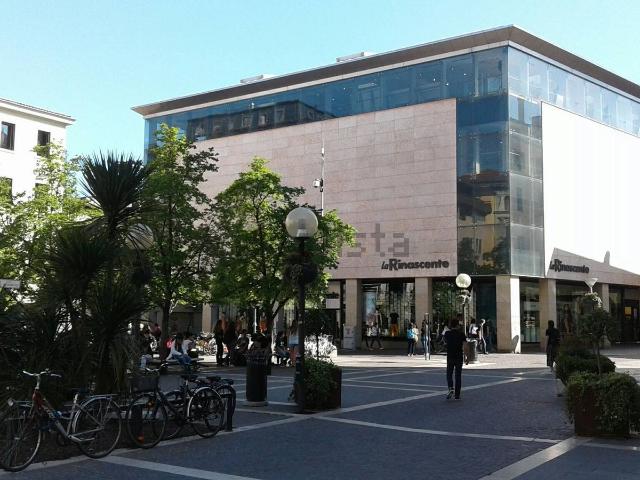 Locale in affitto di 25 m² in Corso Giuseppe Garibaldi