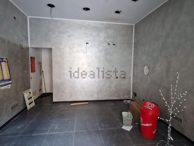 Locale in affitto di 25 m² in Corso IV Aprile, 133