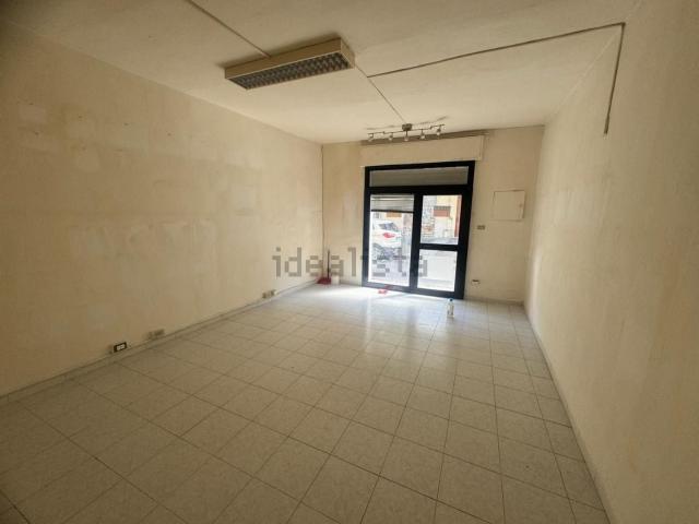 Locale in affitto di 25 m² in Piazza Martiri della Libertà